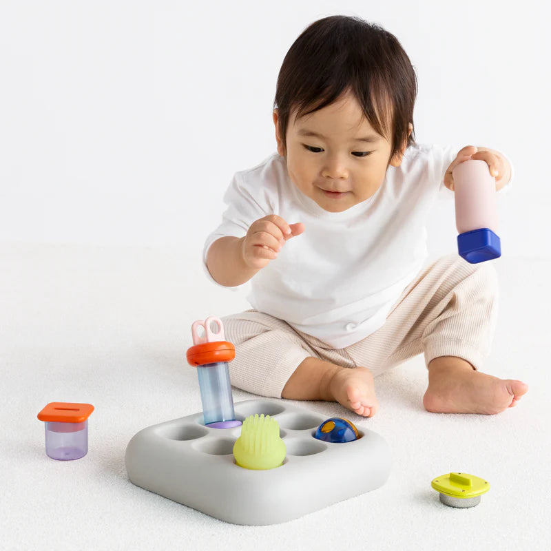 1curiosity Nook Toy (suitable 10-24 months)